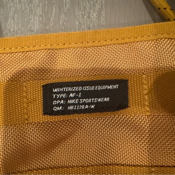 Nike RPM Tote Bag - Picture 2 of 8